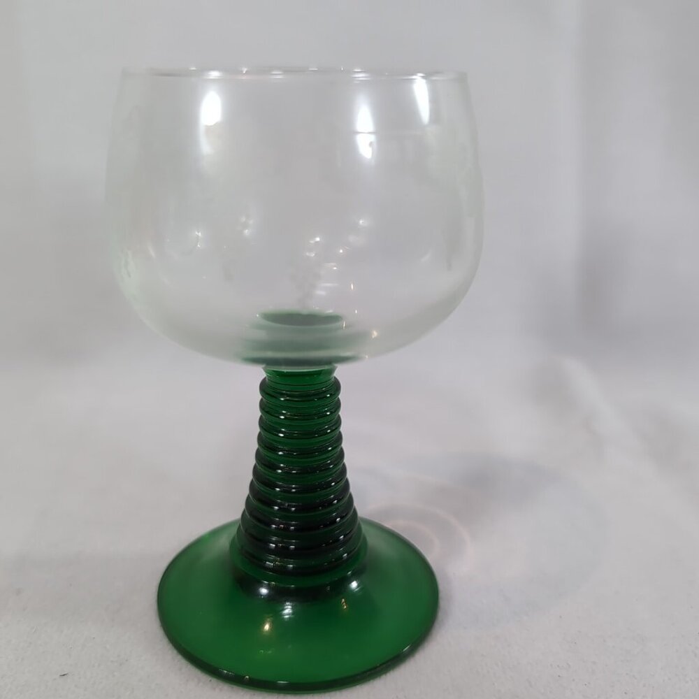 Luminarc France Green Glass Beehive Wine Vintage Grapes Etched Stem Goblets